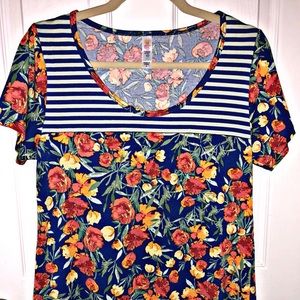 Lularoe Classic Tee